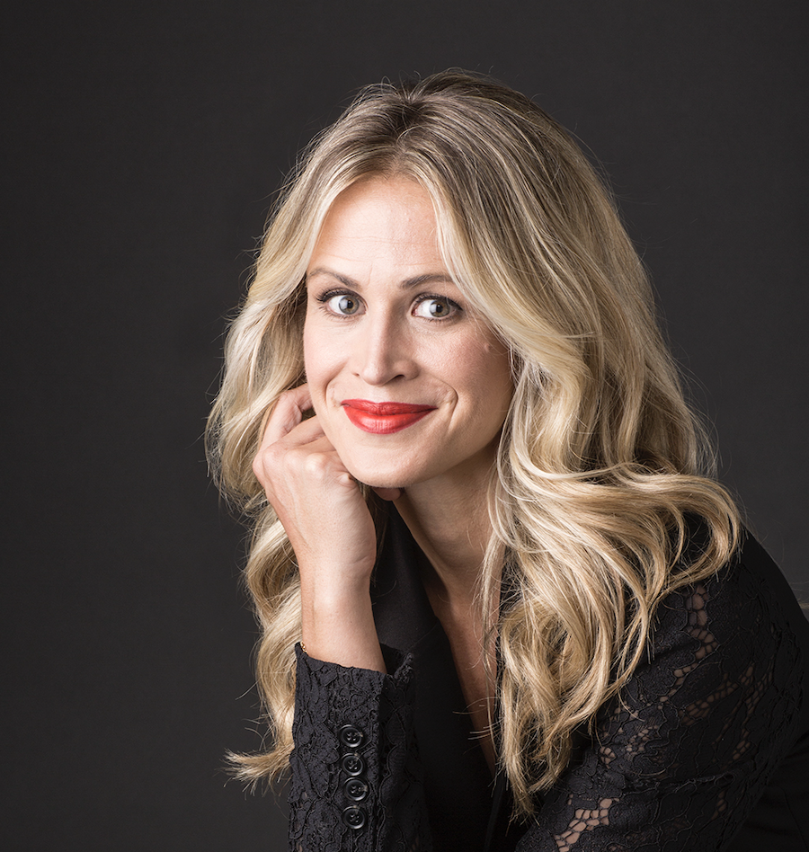 Kindra Hall — Financial Services Keynote Speaker