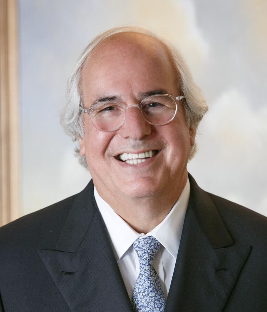 Frank Abagnale — Financial Services Keynote Speaker